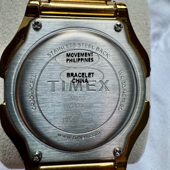 Timex Gold T80 34mm Watch with Digital Display and Retro Design - Picture 2 of 5